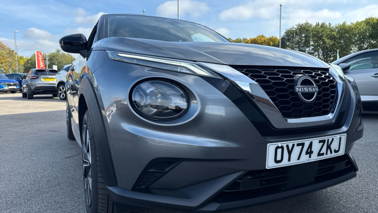 Nissan Juke 1.0 DiG-T 114 Acenta 5dr DCT Petrol Hatchback